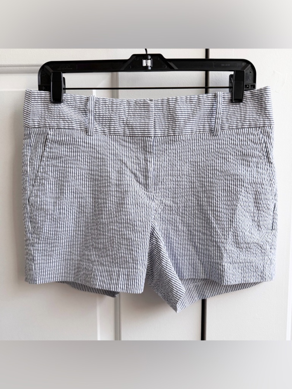 Ann Taylor Striped Seersucker Shorts in Blue & White
